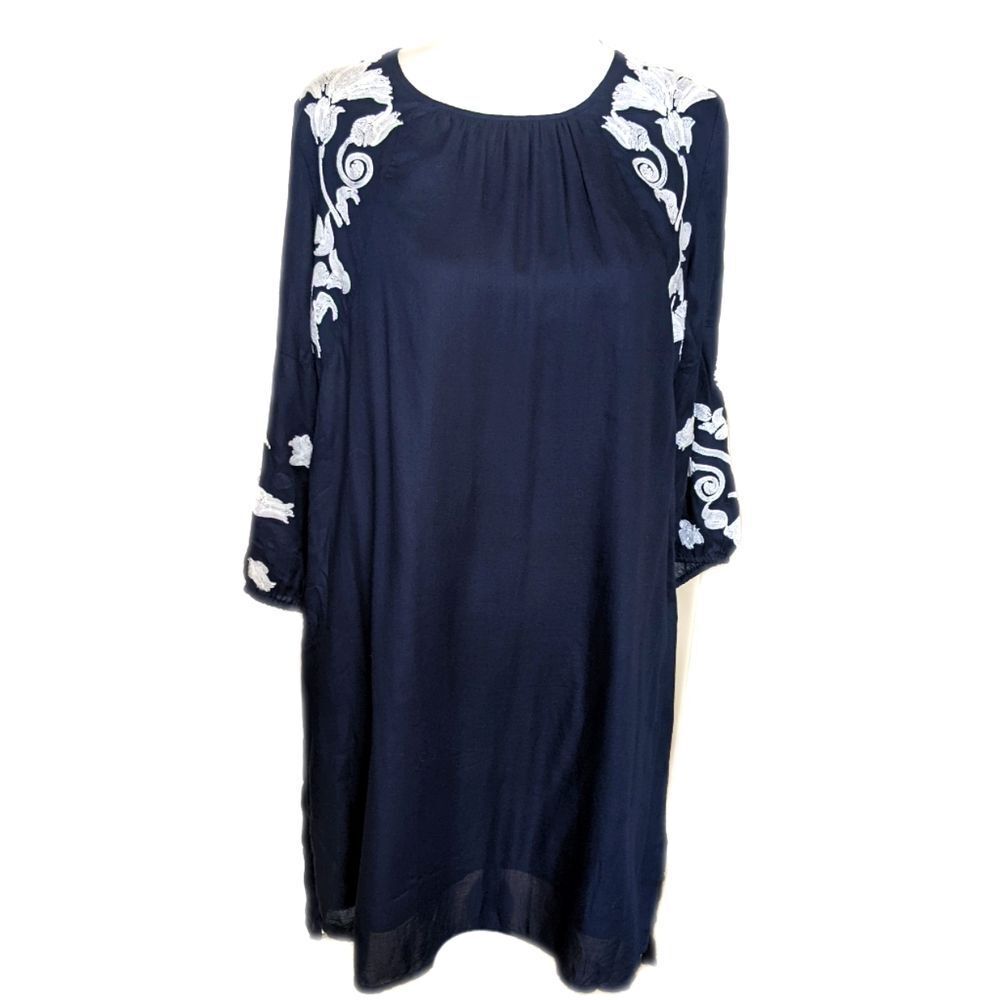 5/$55 Crown & Ivy, 100% modal, navy blue shirt dress w white floral embroidery S
